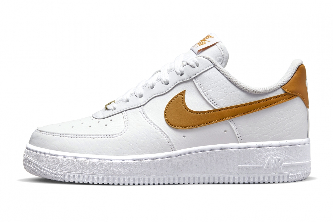 AIR FORCE 1 LOW NEXT NATURE GOLD SUEDE [DN1430-104]
